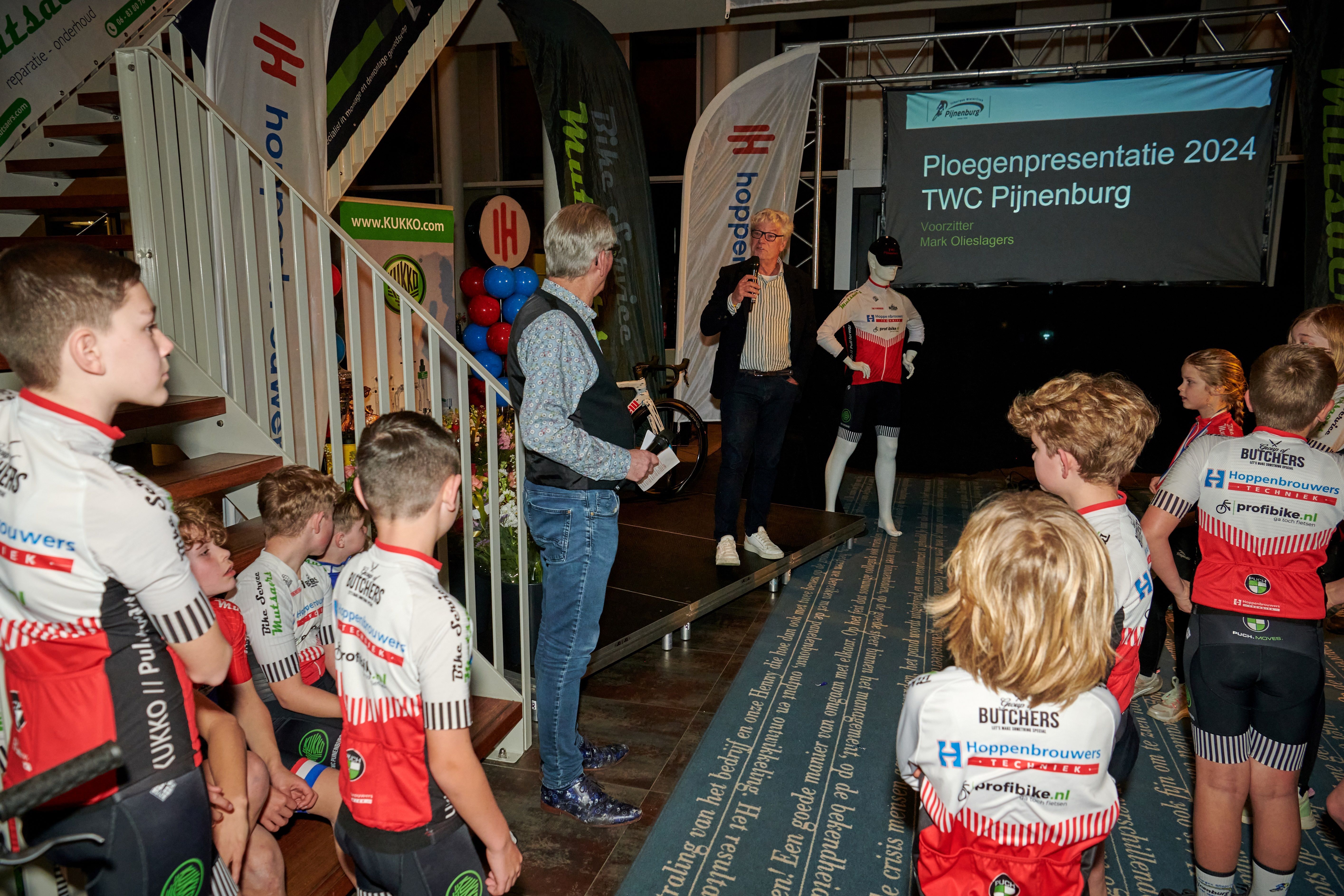 Ploegenpresentatie 2024 TWC Pijnenburg